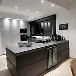 Isularossabellavista-grandpenthouse